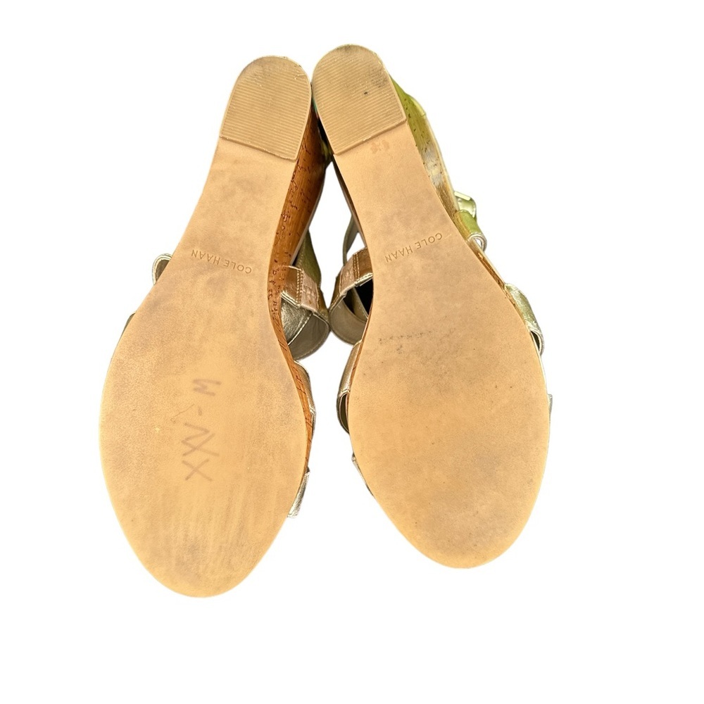 COLE HAAN METALLIC GOLDTONE WEDGE STRAPPY PLATFORM SHOES 9 - Picture 9 of 13